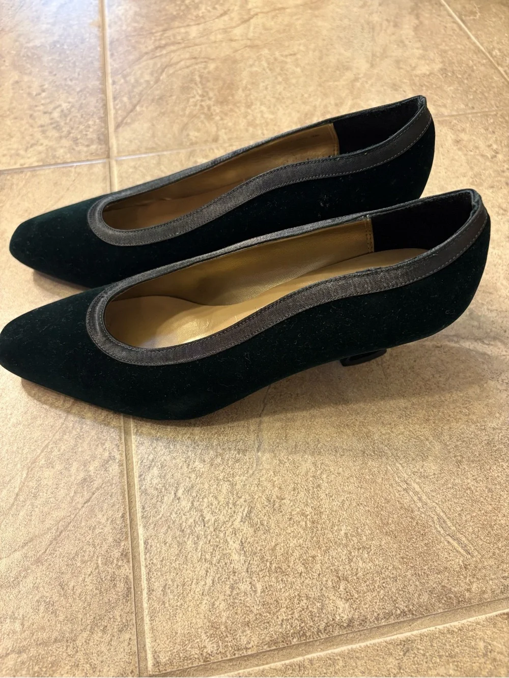 Nina Shoes beautiful vintage